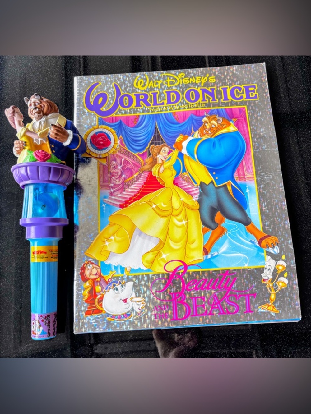 Vintage 1993 Disney world on Ice Beauty Beast souvenir program spinning light